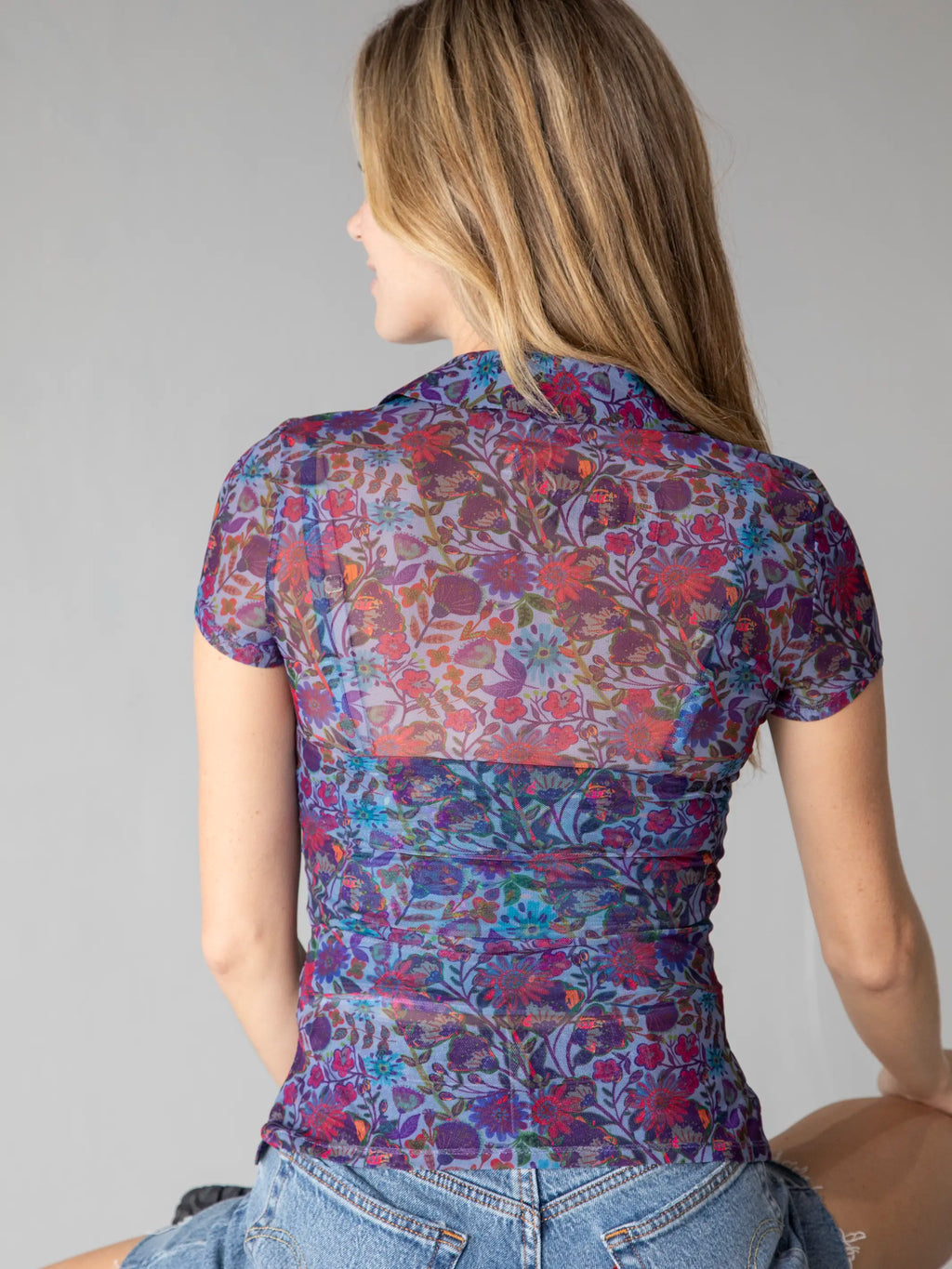Carina Mesh Short Sleeve Top - Dark Purple Daisies