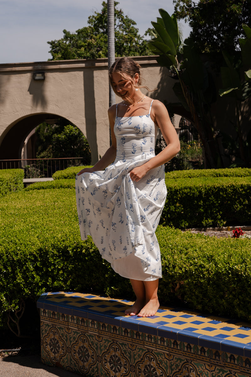 Kiernan Sleeveless A-Line Floral Print Midi Dress Blue
