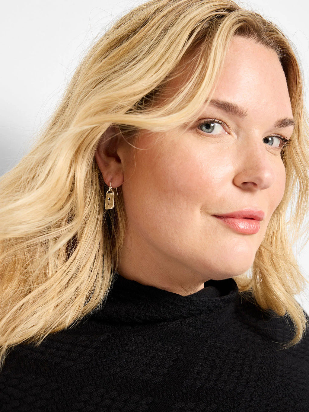 Chan Luu Keyhole Earrings