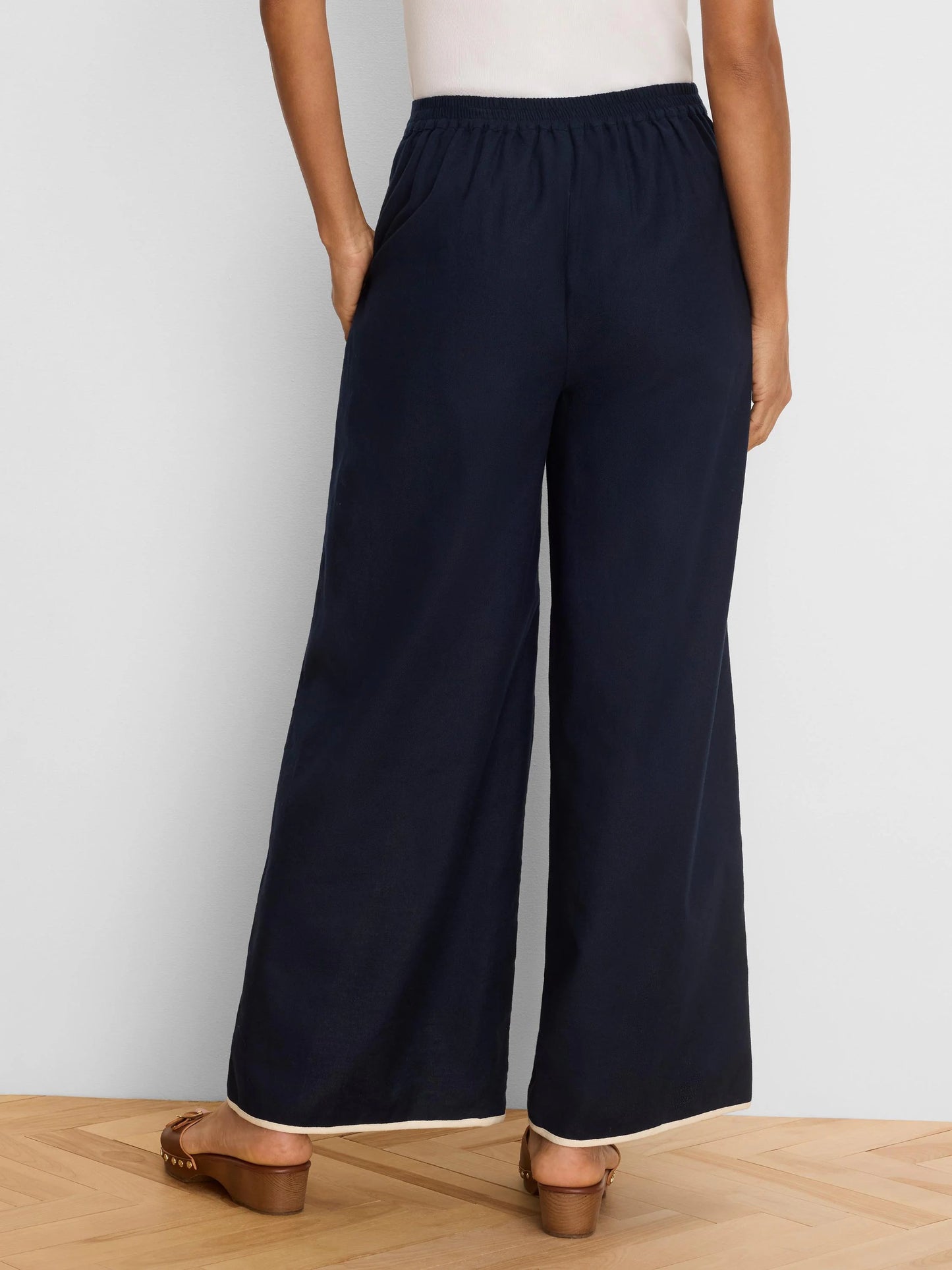 Piped Wide Leg Linen Split Seam Pant